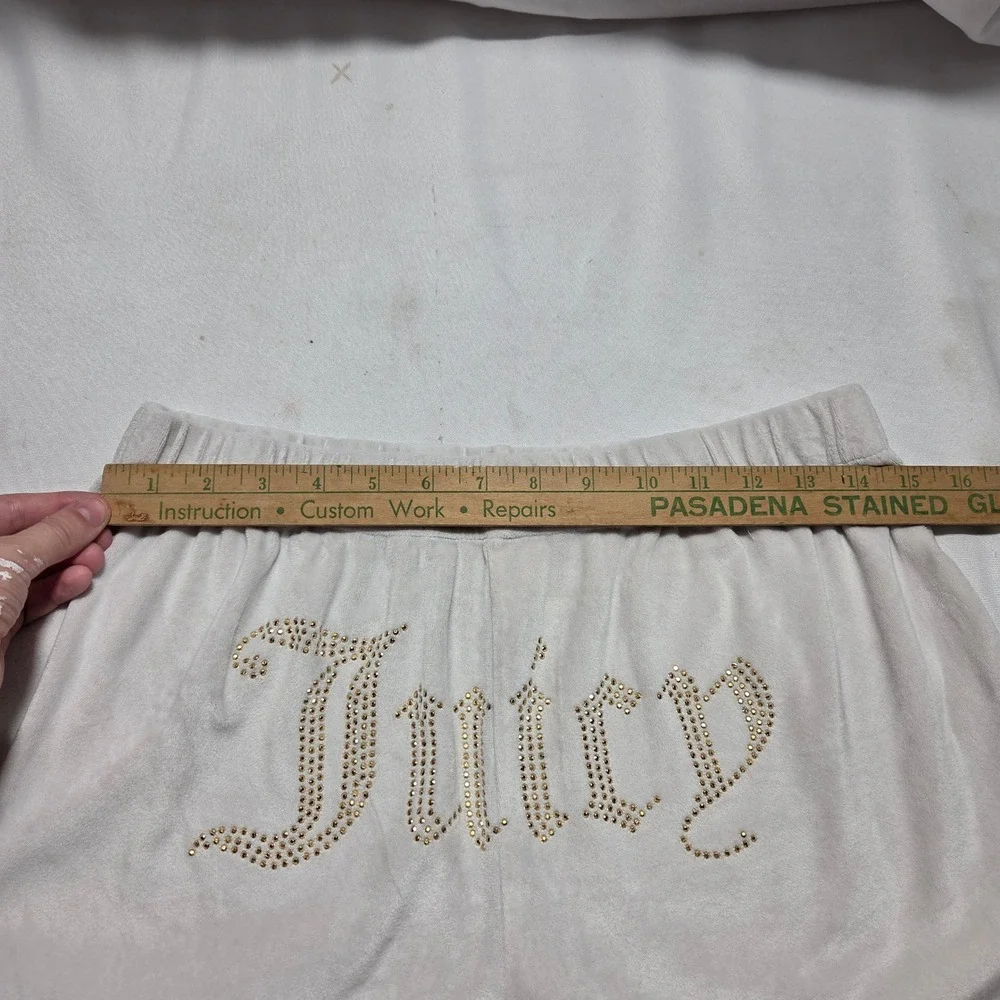 Juicy Couture Velour Sleep Shorts White Bedazzled Y2K Rhinestone Logo Womens L